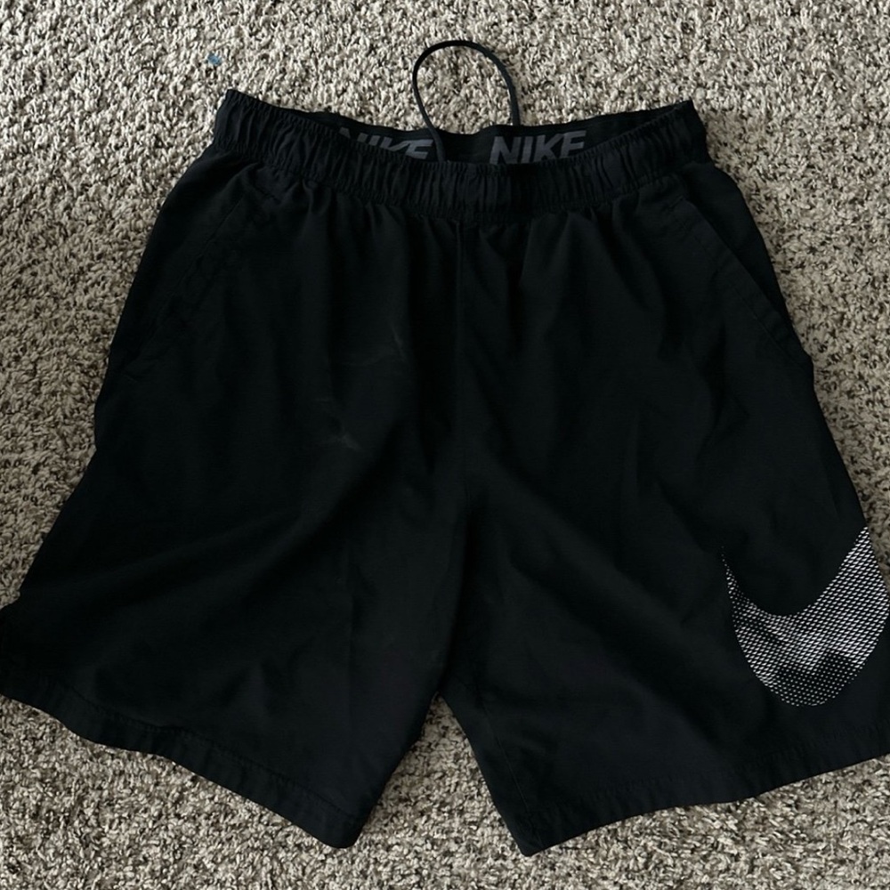 Nike Black Athletic Shorts Lightweight Performance